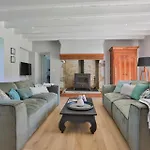 L'Augiziere Holiday home Le Girouard