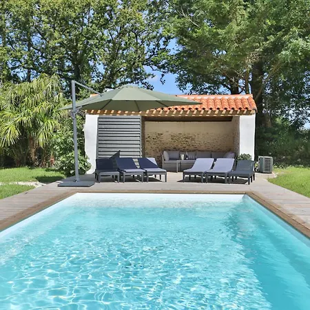 Piscine Etang Et Foret *