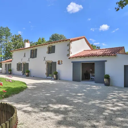 Piscine Etang Et Foret *