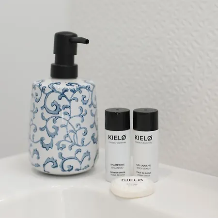 Piscine Etang Et Foret Feriehus Le Girouard