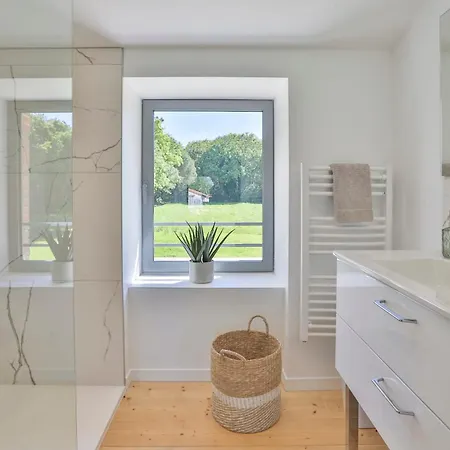 Casa vacanze Piscine Etang Et Foret Le Girouard